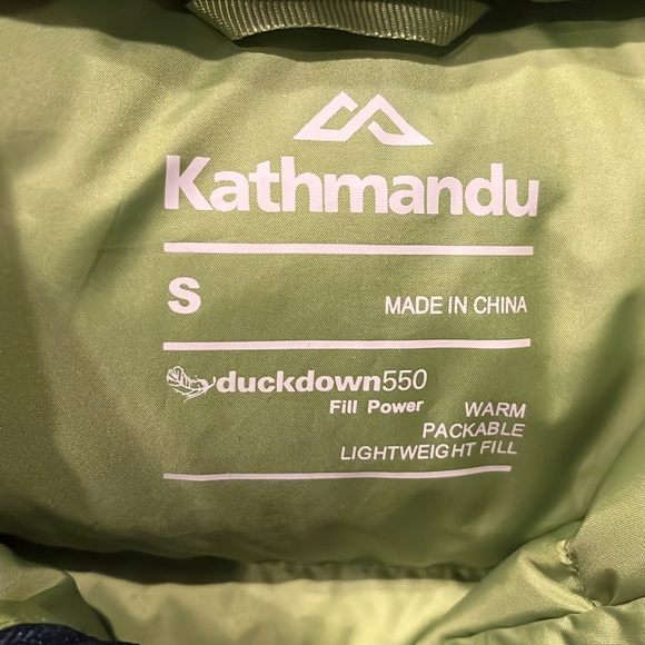 Kathmandu Kids Puffy Down Vest. Duckdown550. Size Small. - Picture 2 of 3